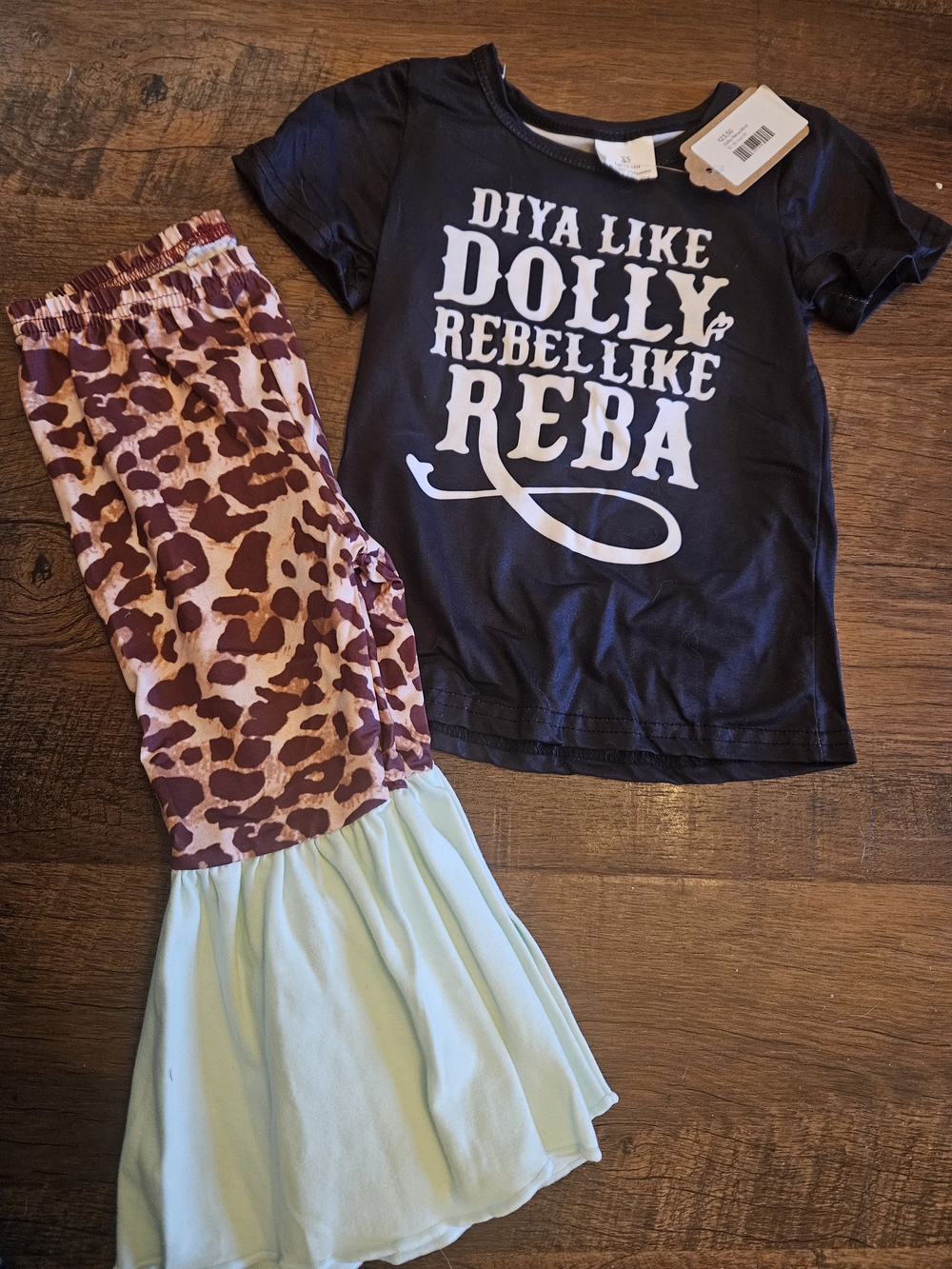 Kids Two-Piece Matching Set - Black Graphic Tee & Mint Ruffle Pants